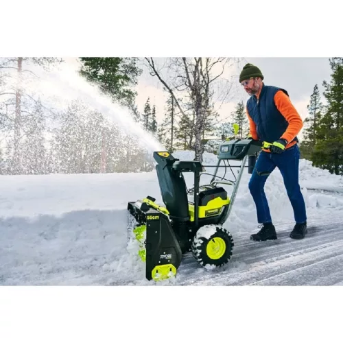 RYOBI 36 V hómaró 56 cm, 2x 5.0Ah akkumulátorral és töltővel RY36STX56A-250