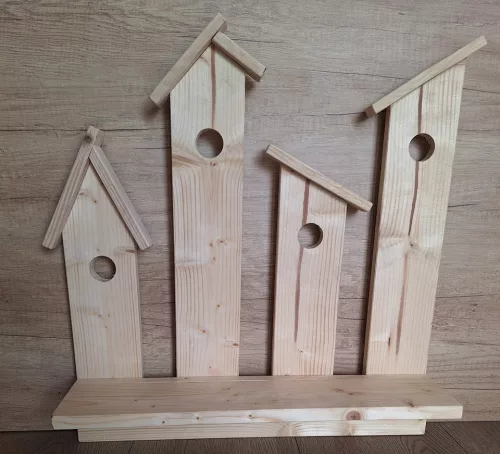 Hazai Házikós dekoratív polc polírozott borovi fenyő natúr, 58X53X13 cm