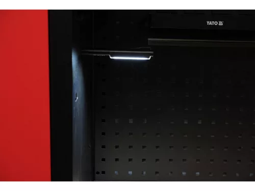 YATO 200 lm Elemes LED toll lámpa – kompakt szerelőlámpa