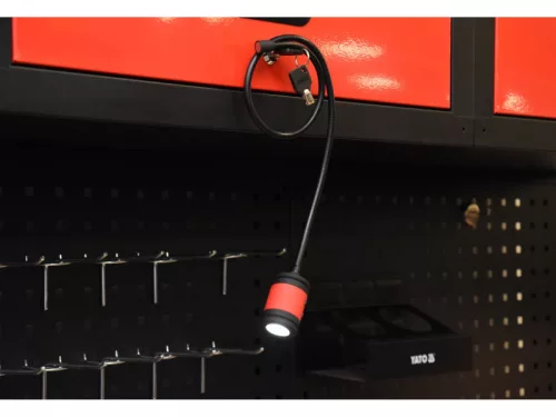 YATO 100 lm Akkumulátoros univerzális LED lámpa – rugalmas mágneses kar, IP54, USB töltés