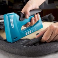  Tűzőgépek, kapcsok 